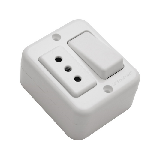 Casquete Sobrepuesto Interruptor 9/12 + Enchufe 16a 250v